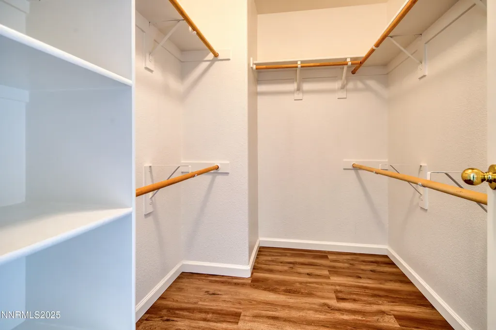17780 Oakview Reno NV 89508