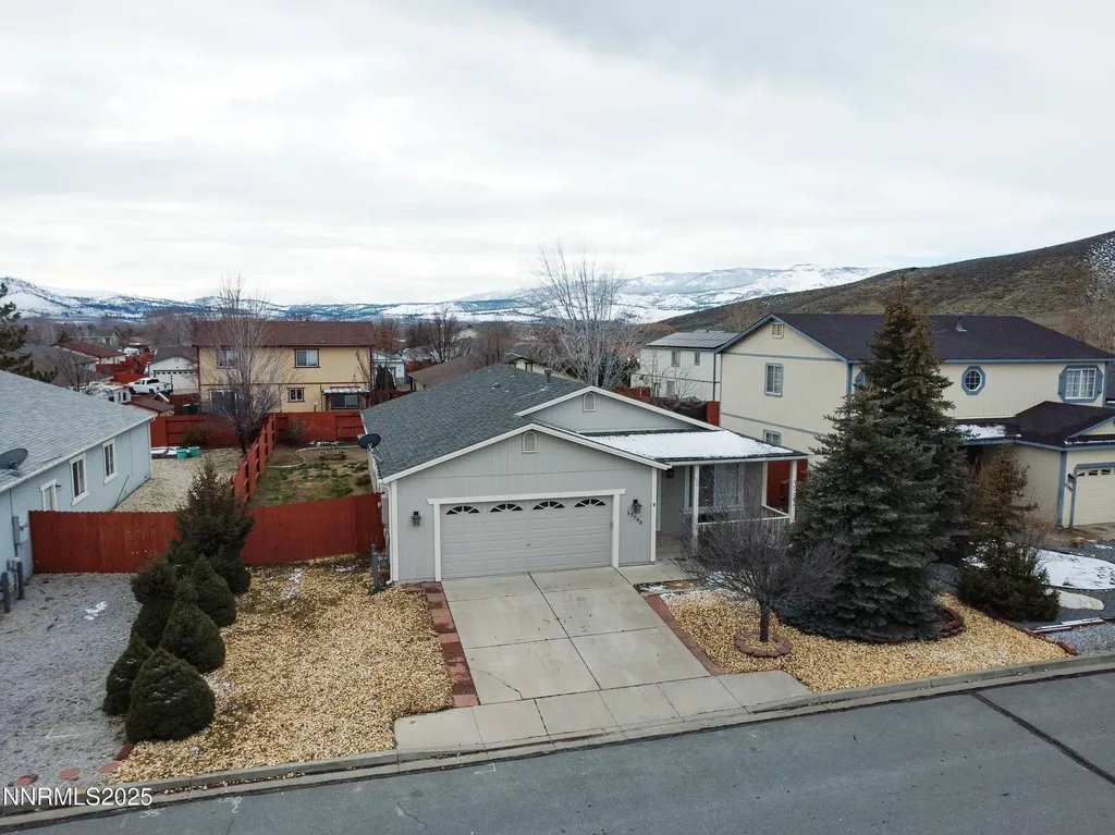 17780 Oakview Reno NV 89508