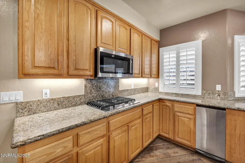 1839 Bitterbrush Gardnerville NV 89410