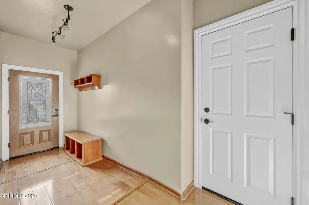 1839 Bitterbrush Gardnerville NV 89410