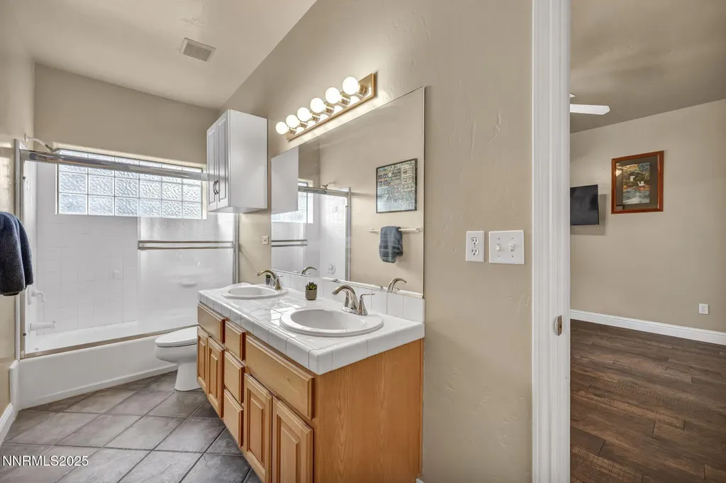 1839 Bitterbrush Gardnerville NV 89410