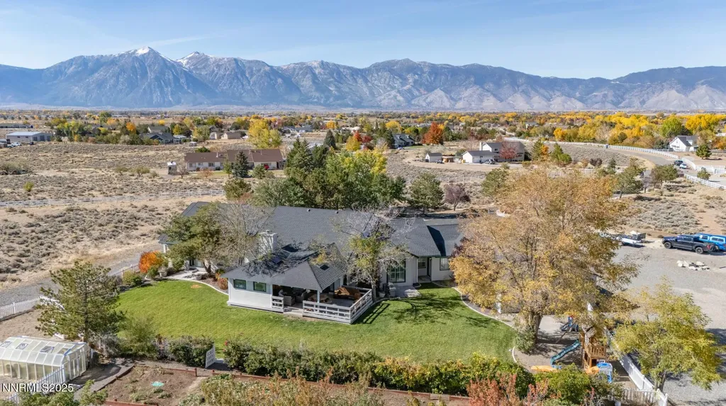 1839 Bitterbrush Gardnerville NV 89410