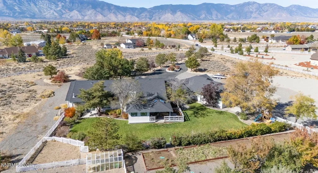 1839 Bitterbrush Gardnerville NV 89410