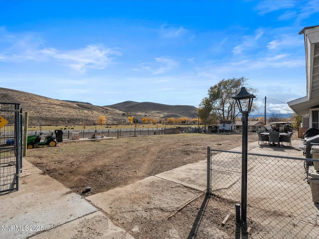 20890 Eaton Reno NV 89521