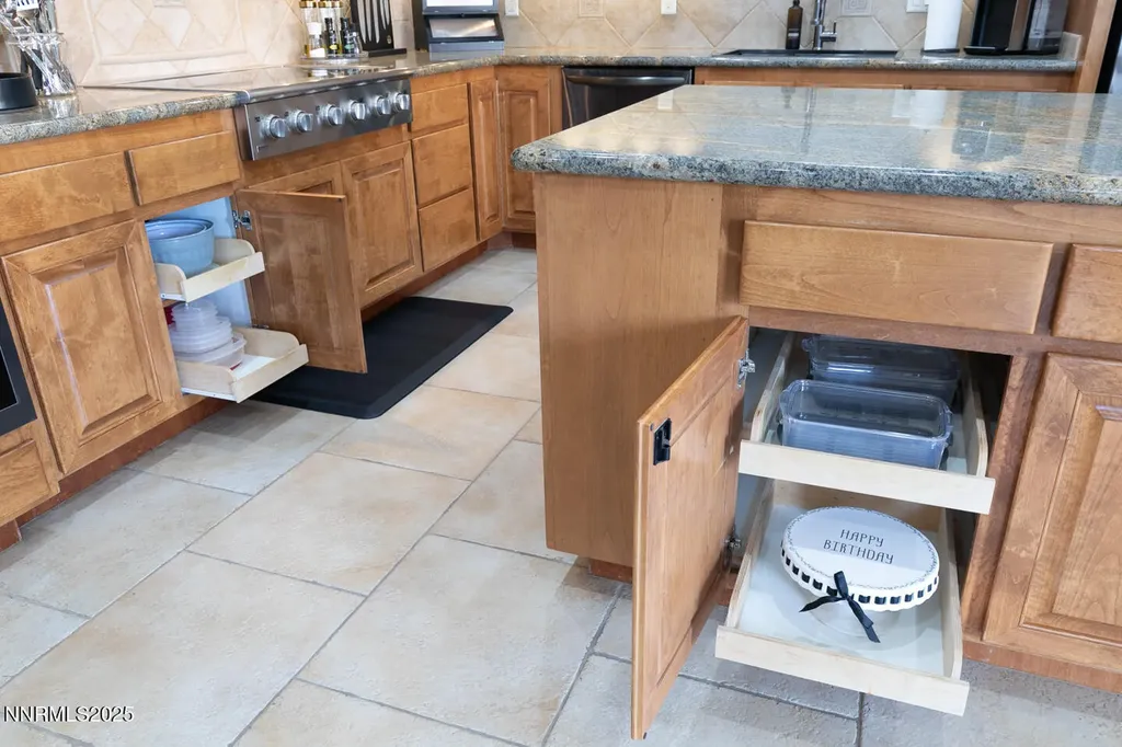1135 Whitehawk Fallon NV 89406
