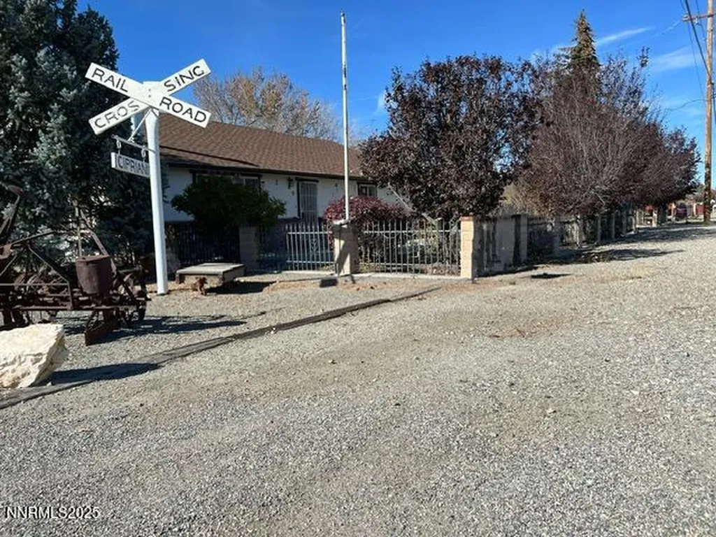 71 Nv-208 Yerington NV 89447