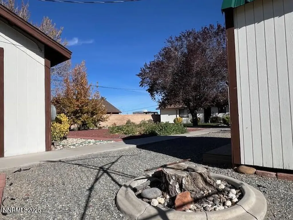 71 Nv-208 Yerington NV 89447