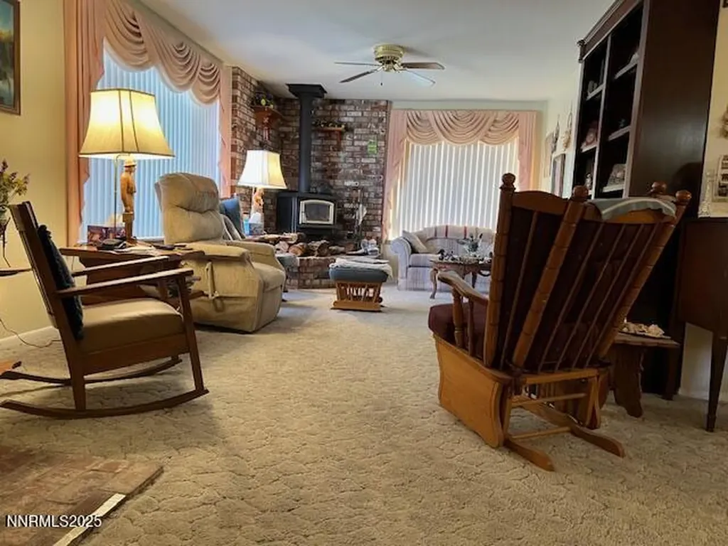 71 Nv-208 Yerington NV 89447