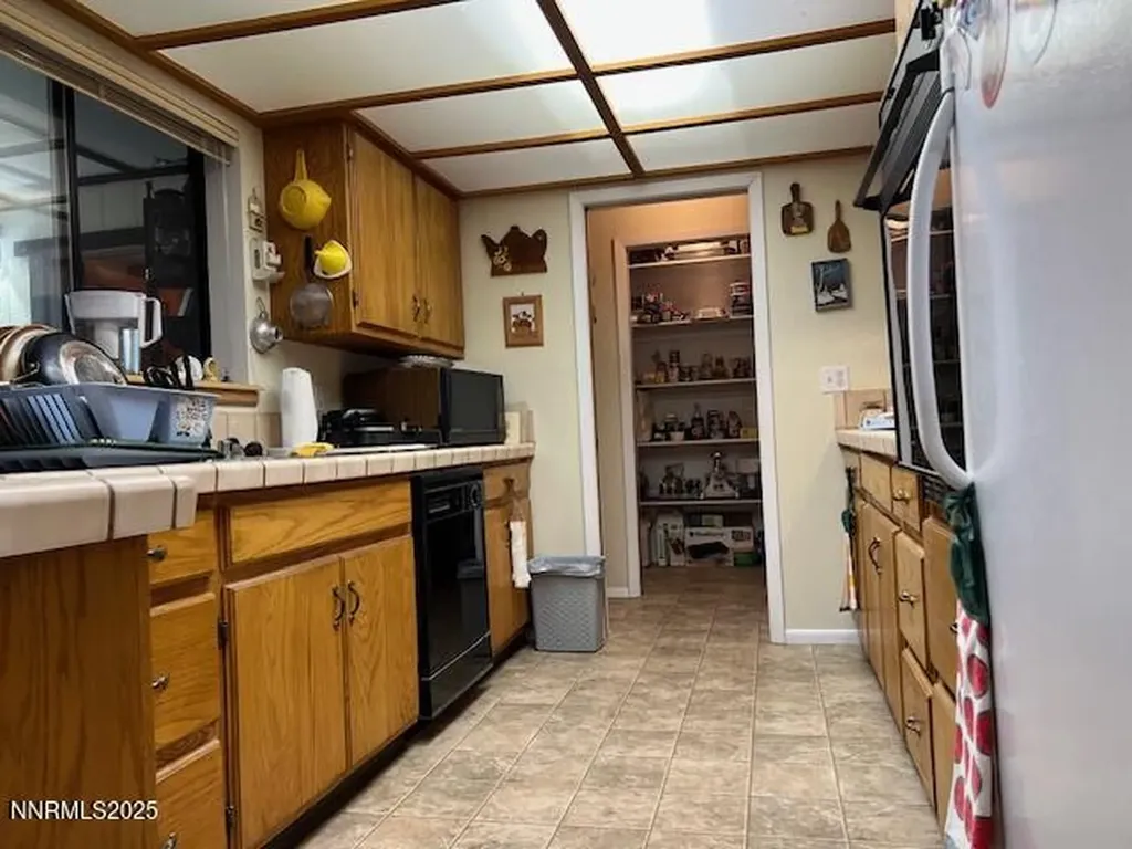 71 Nv-208 Yerington NV 89447