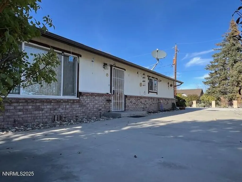 71 Nv-208 Yerington NV 89447