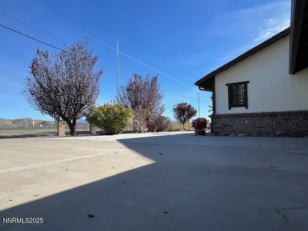 71 Nv-208 Yerington NV 89447