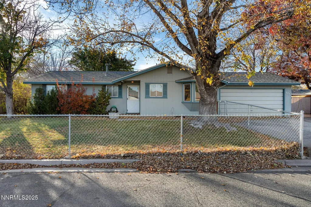 103 Oregon Yerington NV 89447