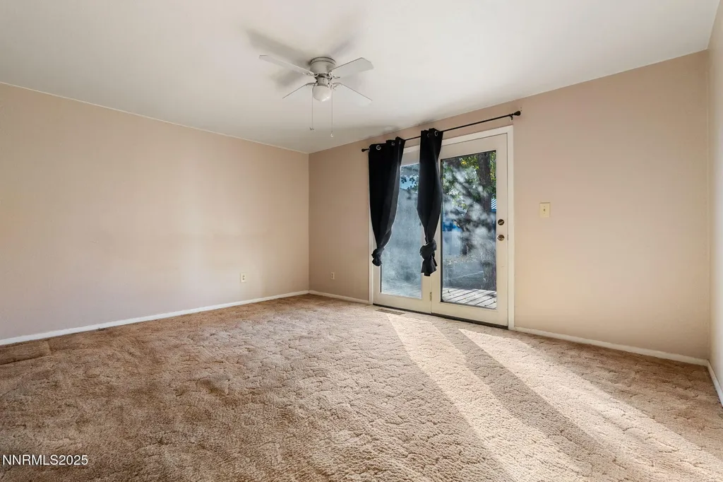 103 Oregon Yerington NV 89447