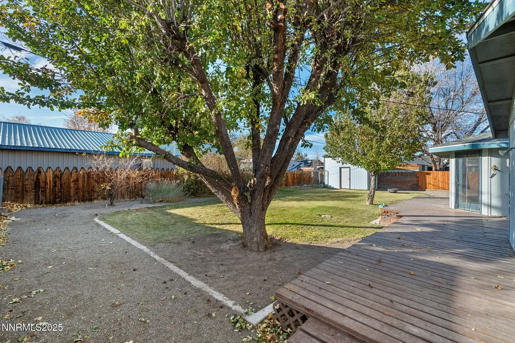 103 Oregon Yerington NV 89447