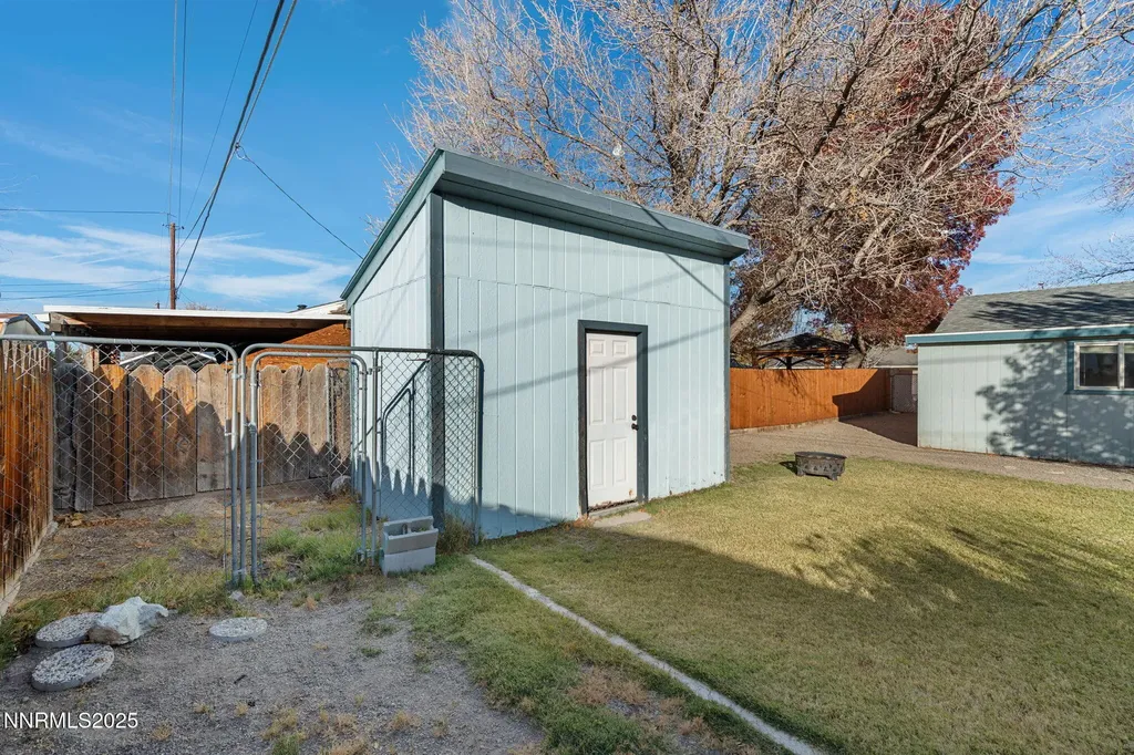 103 Oregon Yerington NV 89447