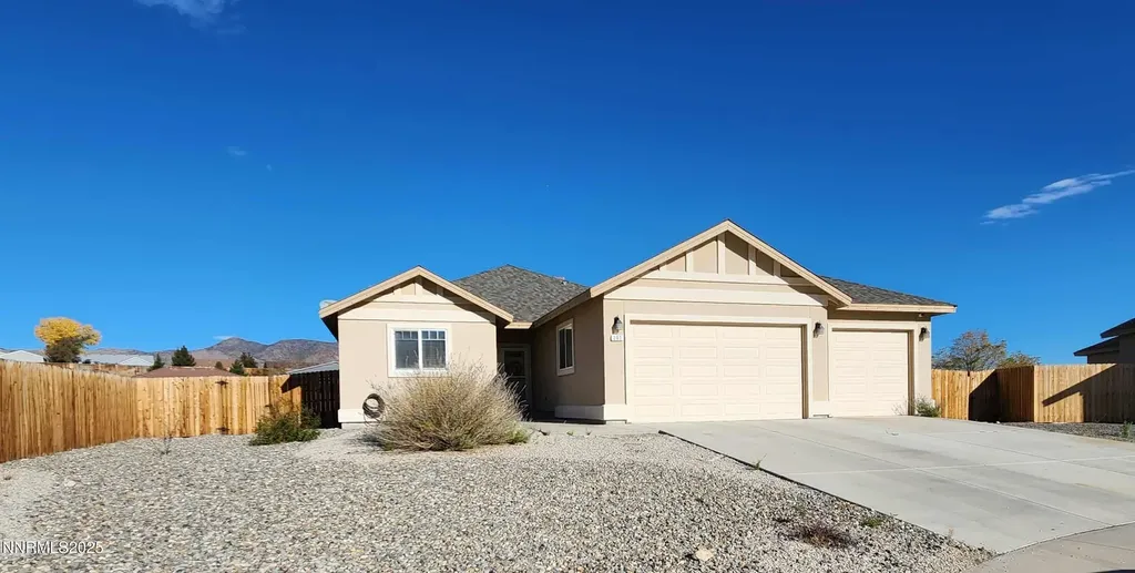 203 Verre Dayton NV 89403
