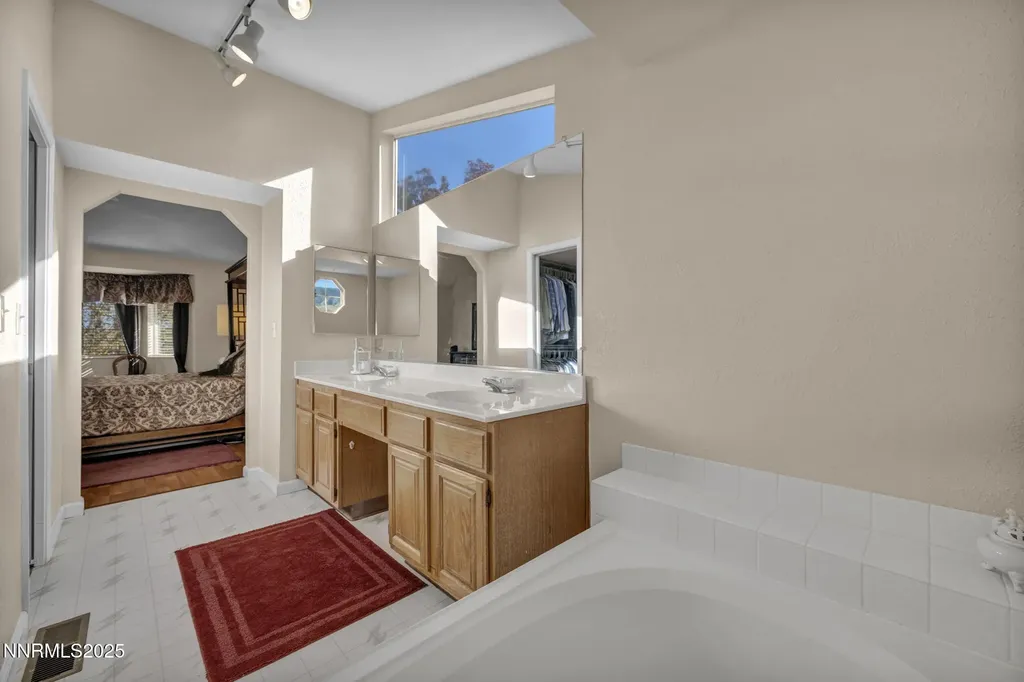 957 Leah Reno NV 89511