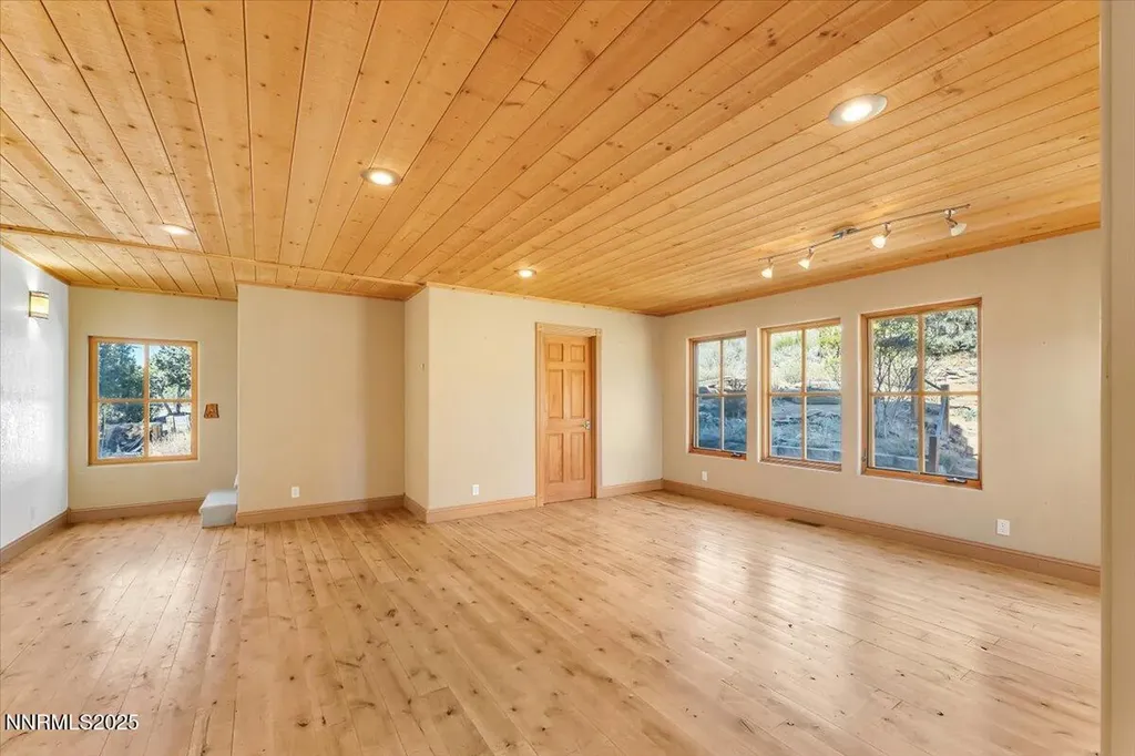 21410 Sazarac Reno NV 89521