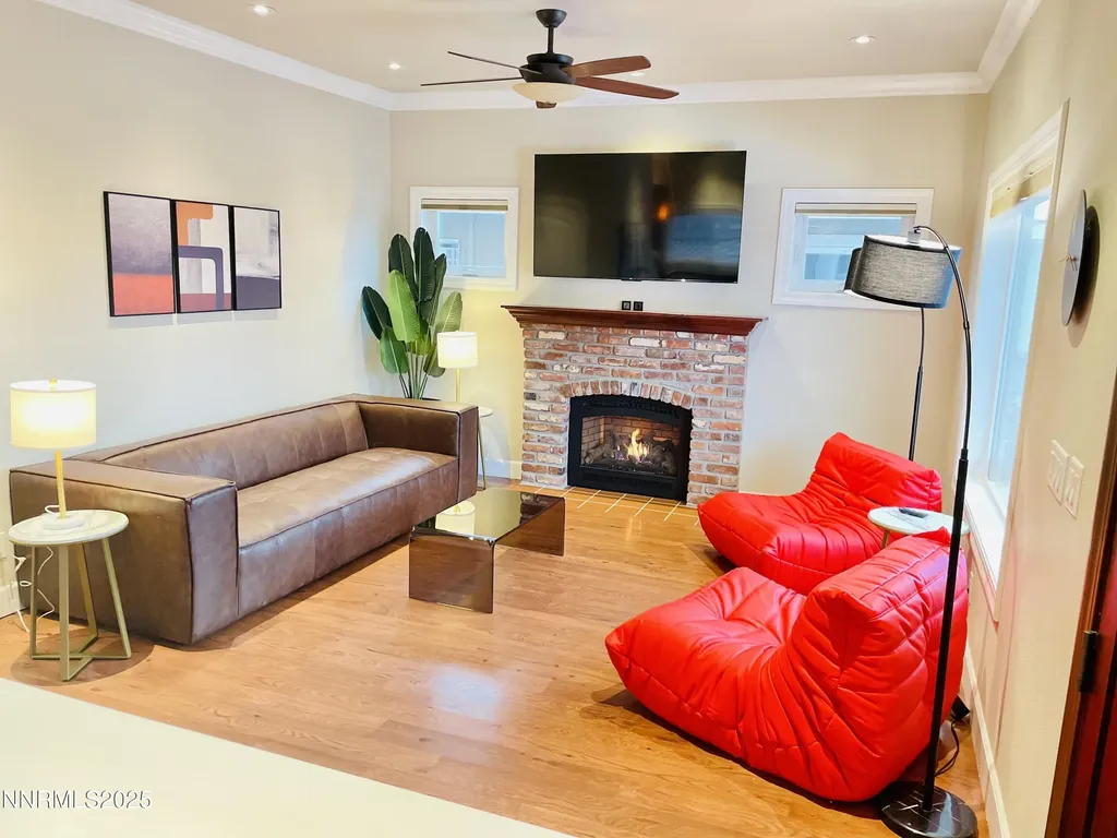 60 Caliente Reno NV 89509