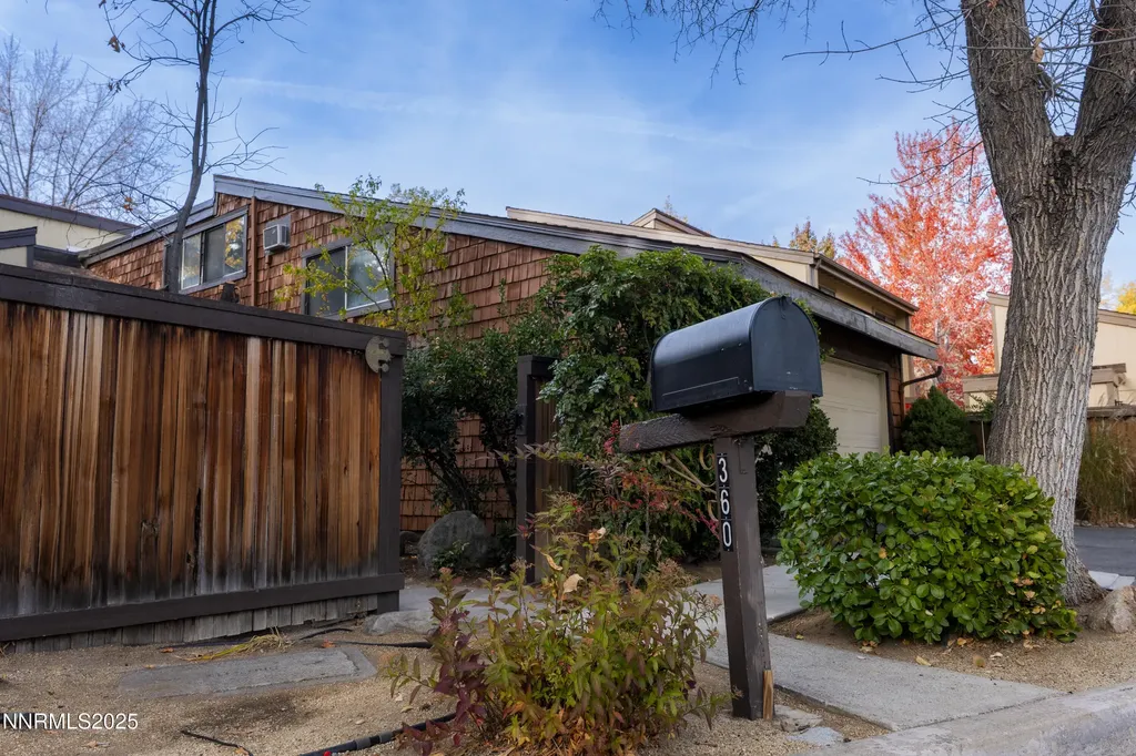 360 Riverview Reno NV 89509