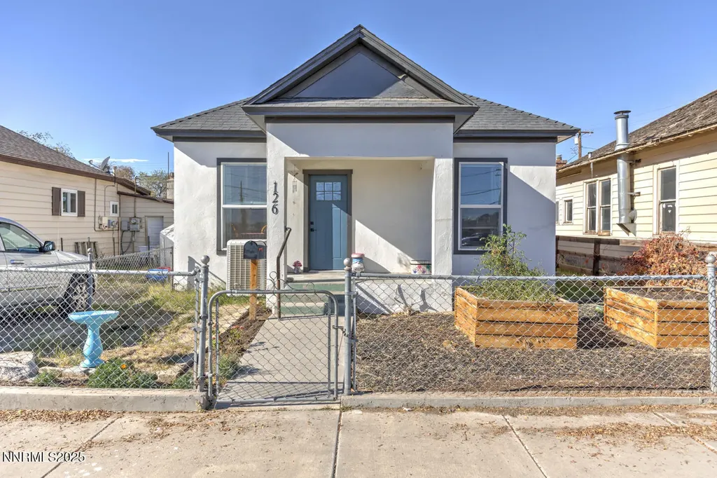 126 Laverne Fallon NV 89406