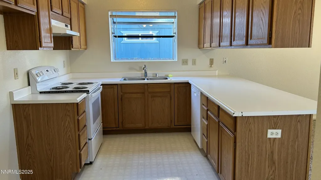 1476 Mary Jo Gardnerville NV 89460