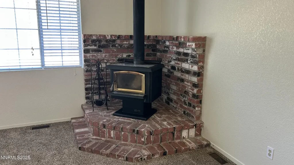 1476 Mary Jo Gardnerville NV 89460