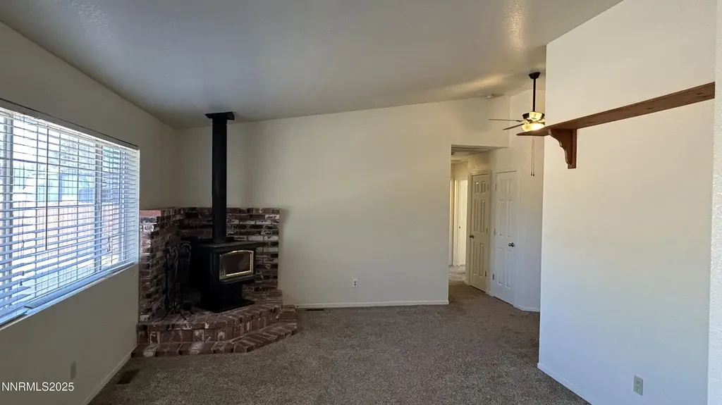 1476 Mary Jo Gardnerville NV 89460
