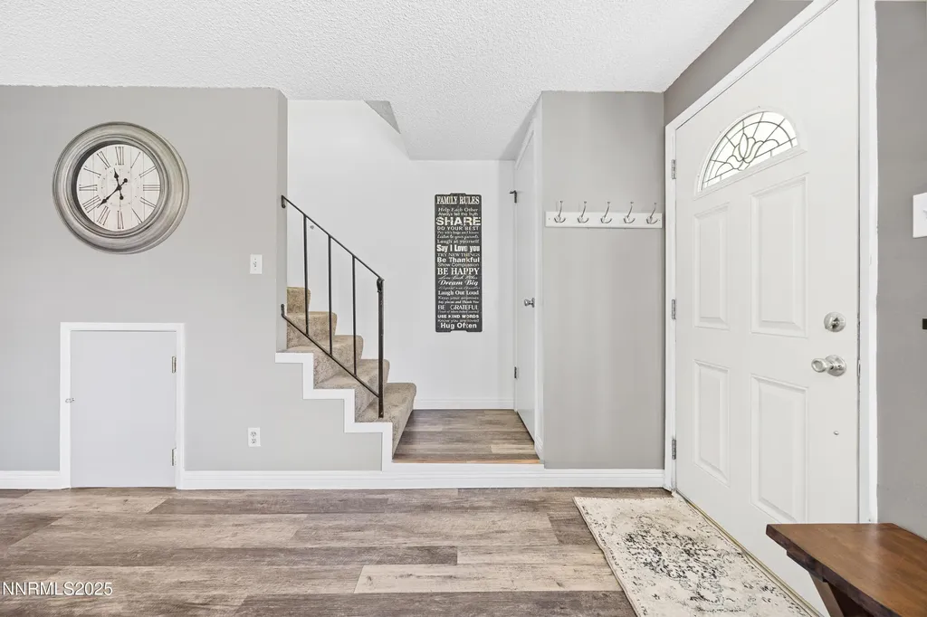 949 Crestwood Sparks NV 89434