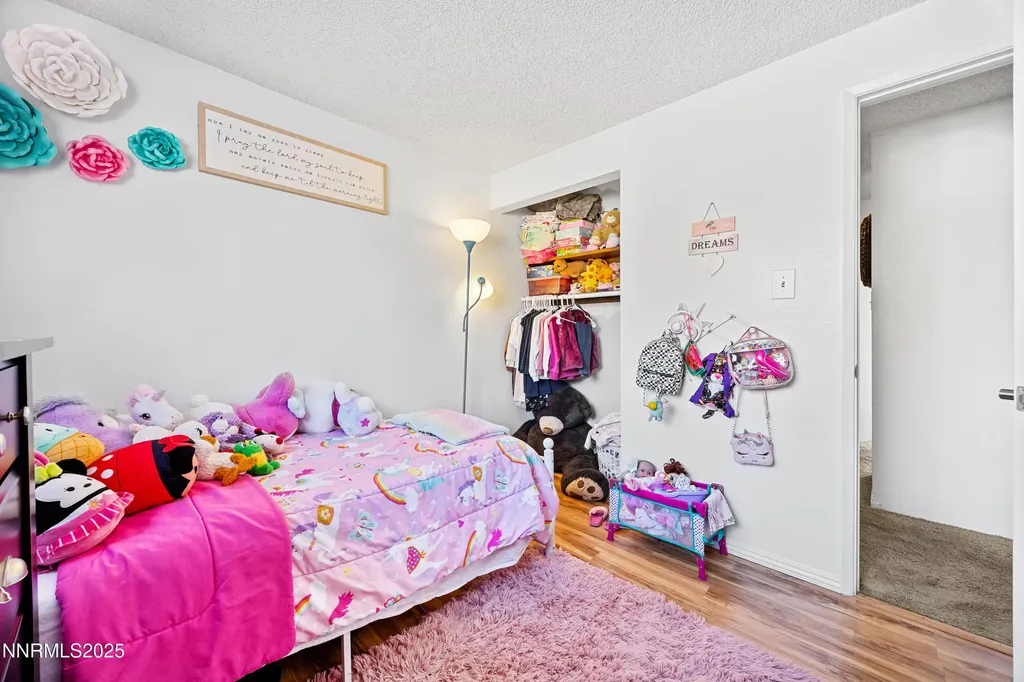 949 Crestwood Sparks NV 89434