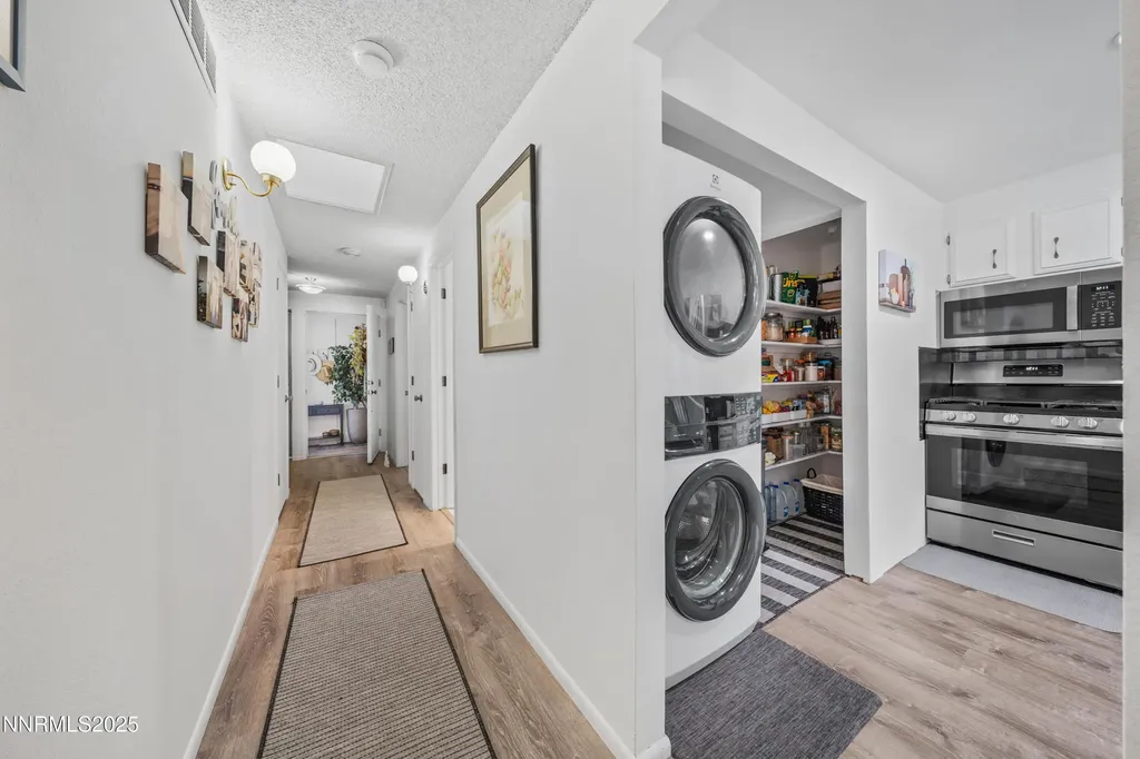 148 Lake Glen Carson City NV 89703
