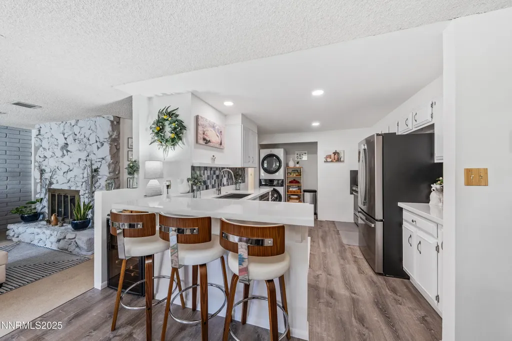 148 Lake Glen Carson City NV 89703