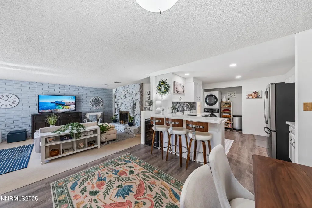 148 Lake Glen Carson City NV 89703