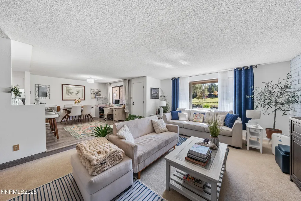 148 Lake Glen Carson City NV 89703