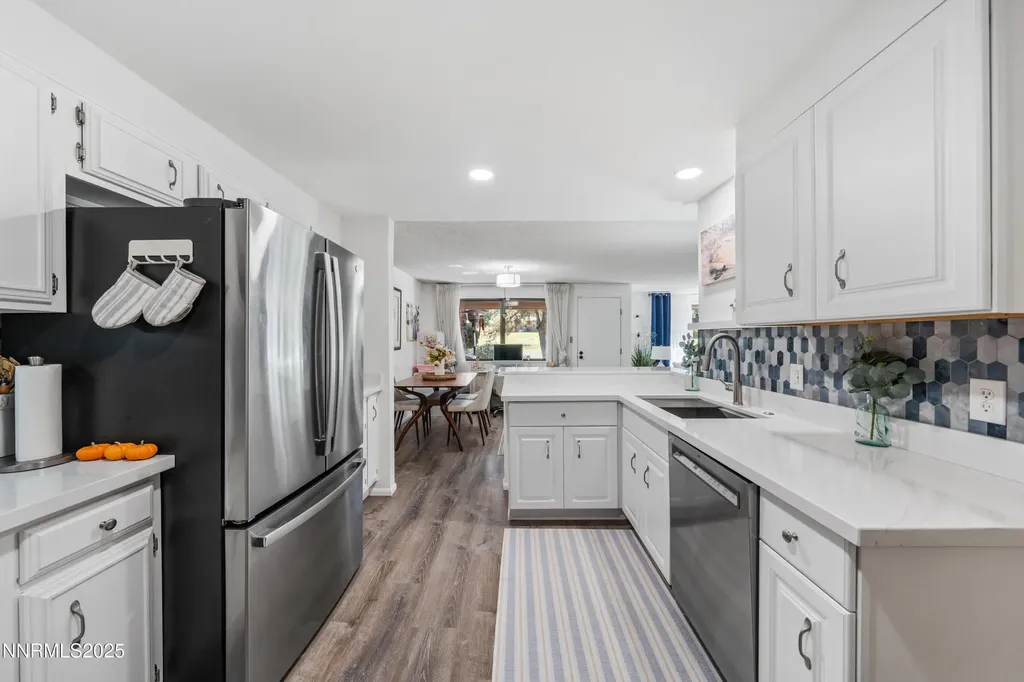 148 Lake Glen Carson City NV 89703