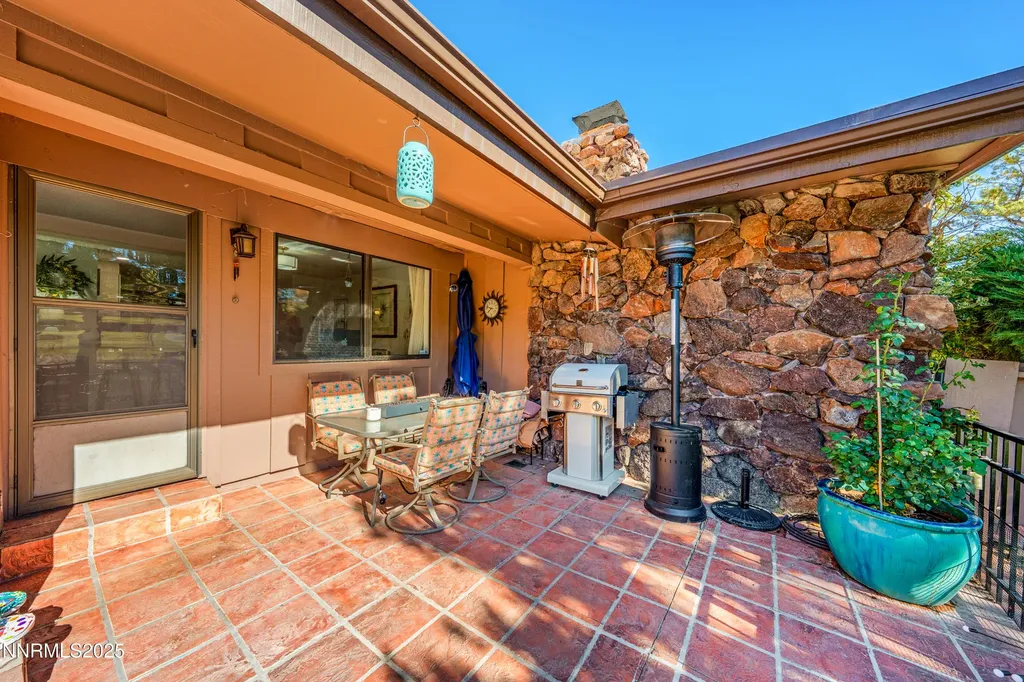 148 Lake Glen Carson City NV 89703