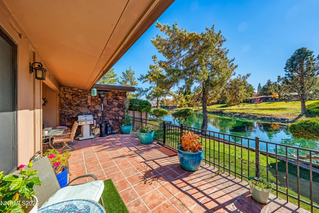 148 Lake Glen Carson City NV 89703