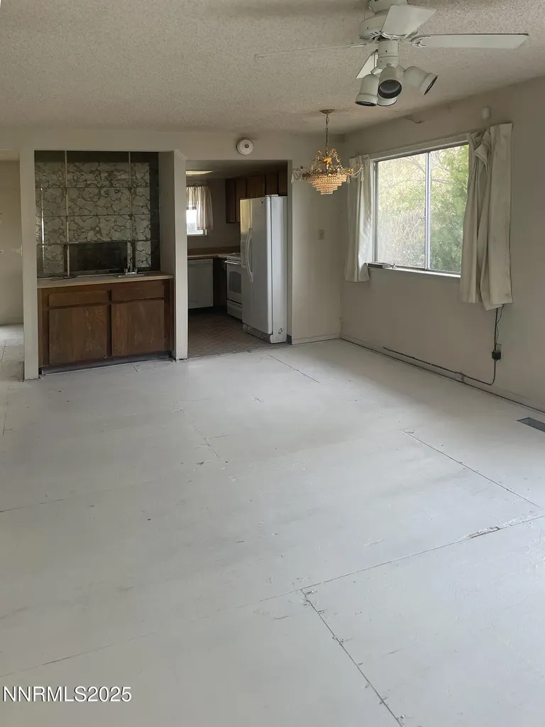 2285 King Edward Reno NV 89503