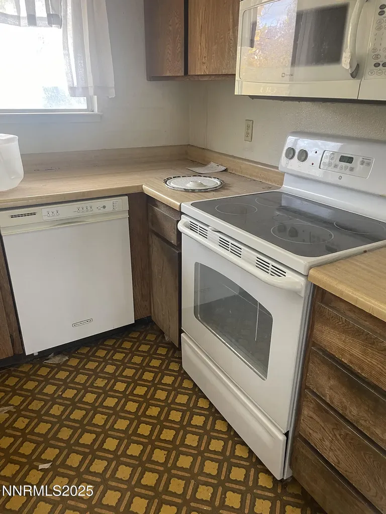 2285 King Edward Reno NV 89503