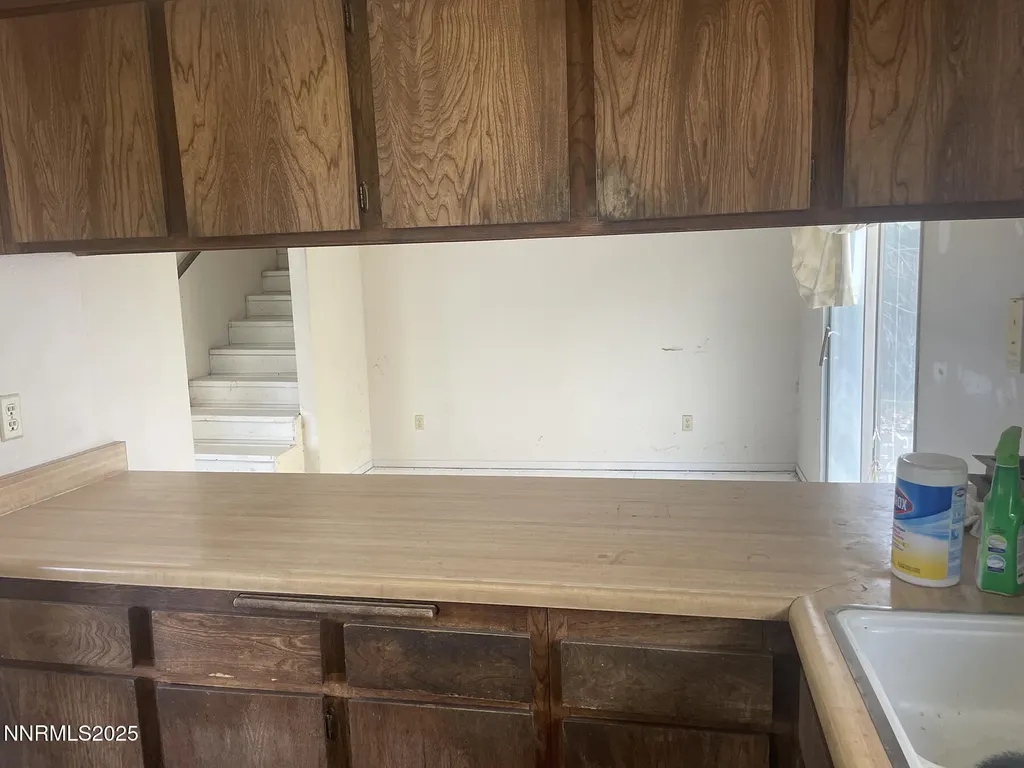 2285 King Edward Reno NV 89503