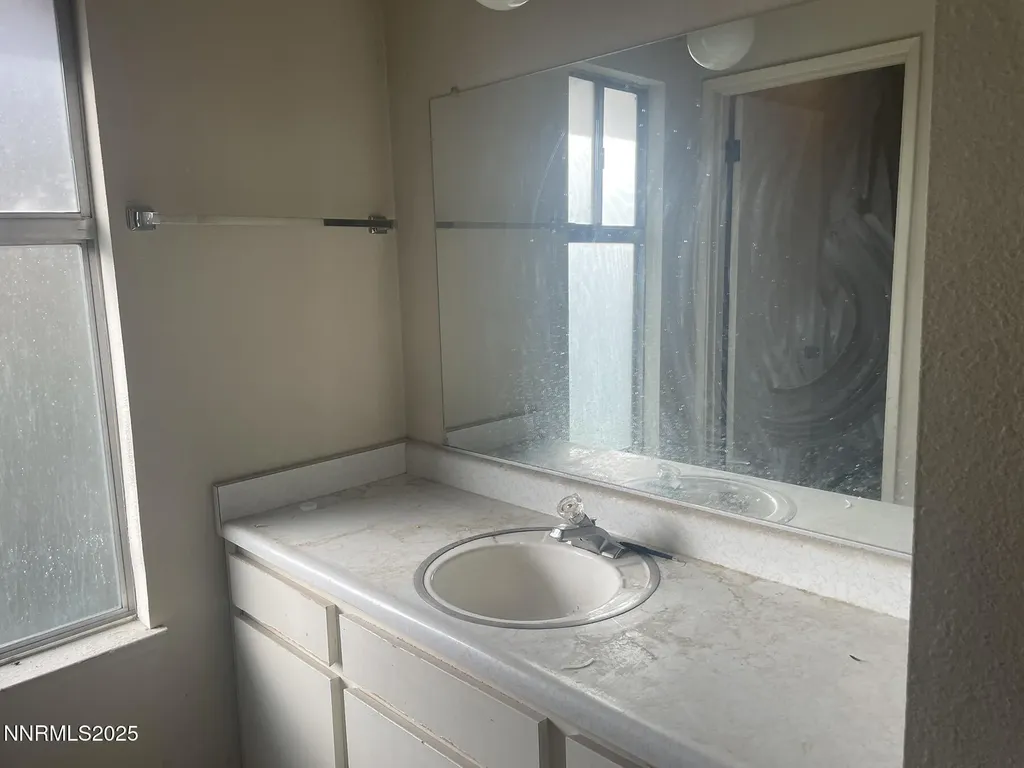 2285 King Edward Reno NV 89503