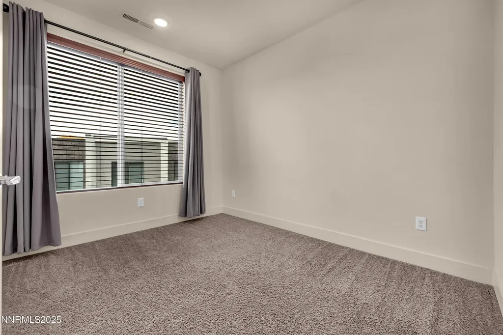 2562 River Hatchling Reno NV 89503