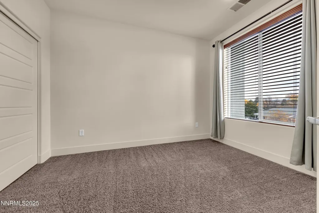 2562 River Hatchling Reno NV 89503
