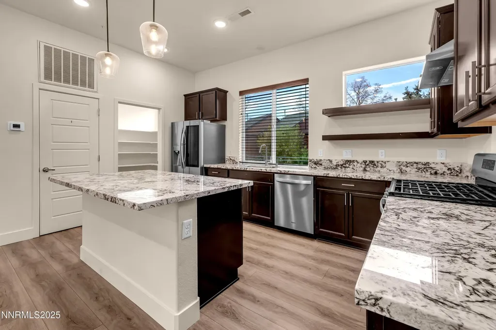 2562 River Hatchling Reno NV 89503