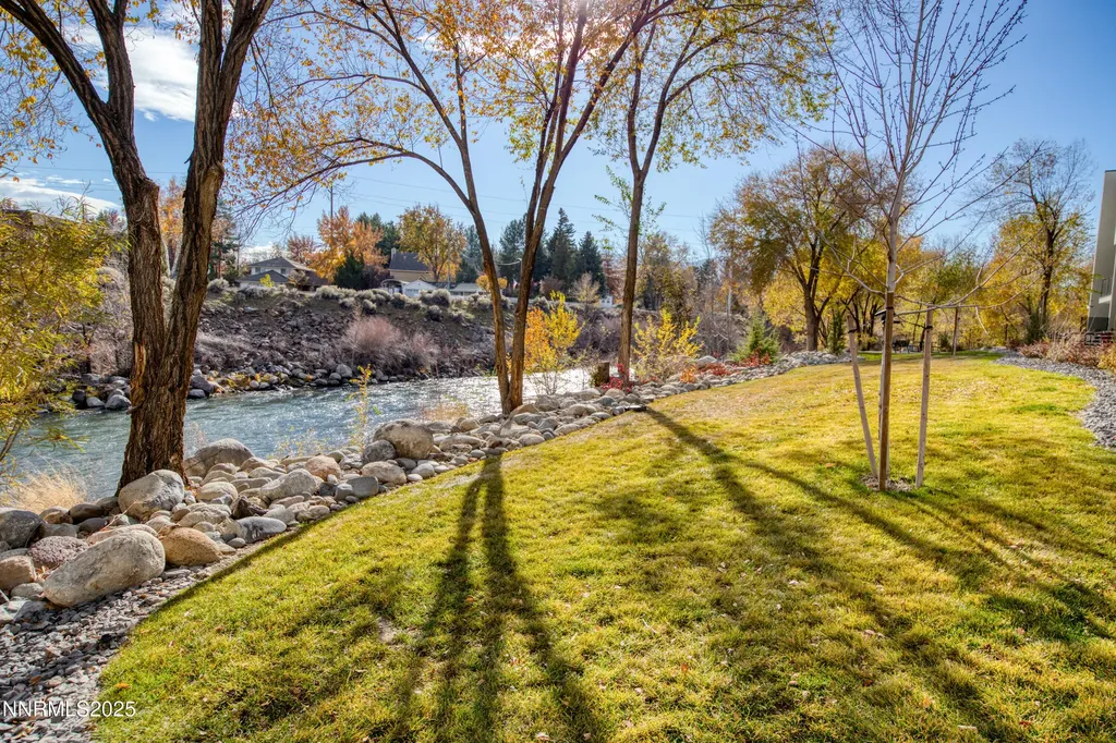 2562 River Hatchling Reno NV 89503