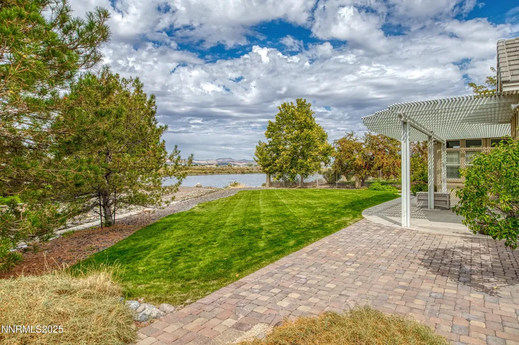 1860 Hidden Meadows Reno NV 89502