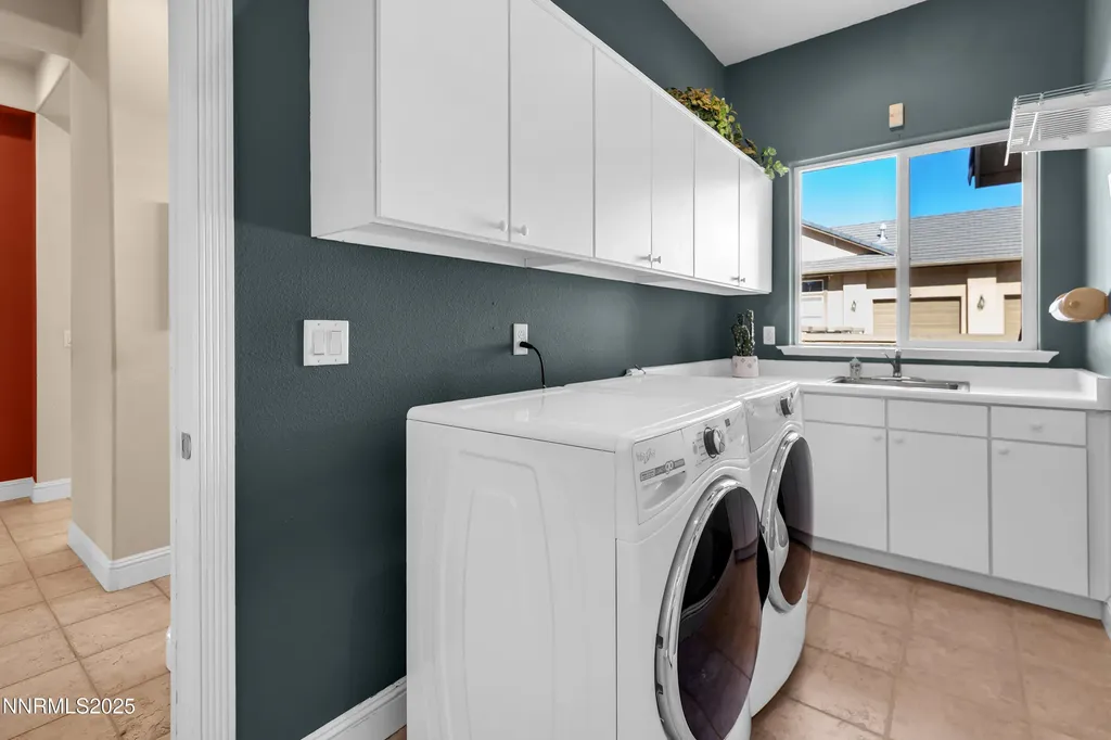 1860 Hidden Meadows Reno NV 89502