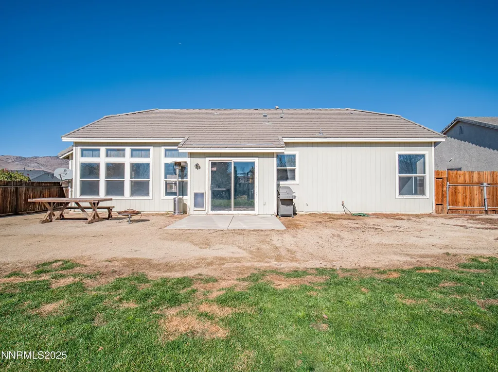 117 Elkhorn Dayton NV 89403