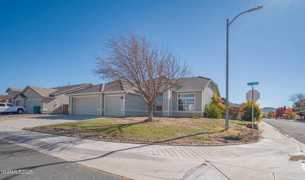 117 Elkhorn Dayton NV 89403