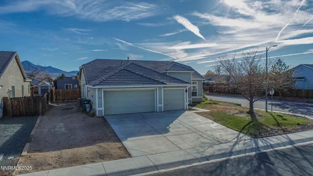 117 Elkhorn Dayton NV 89403